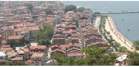 Fotoğraf 1.6. Gemlik’in Eski Yerleşim Alanlarından Bir Görünüm (Balıkpazarı ve Yenimahalle).