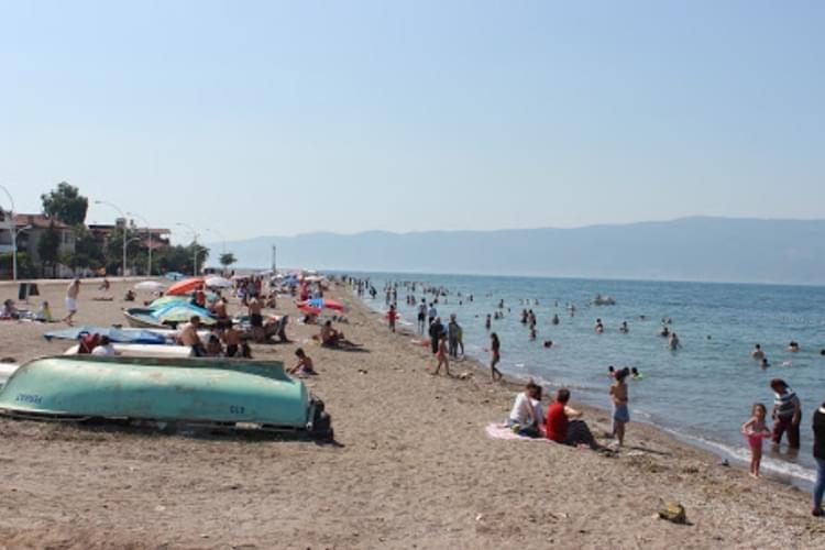 Gemsaz Halk Plajı