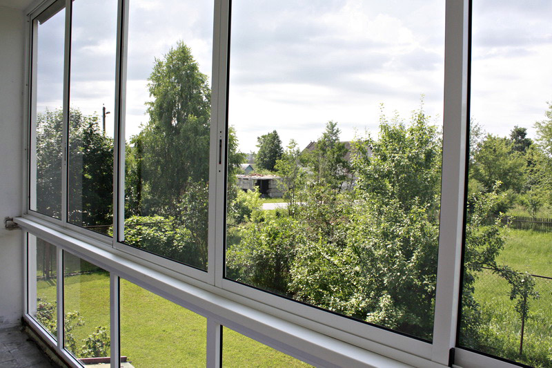 alüminyum profilli balkon camları