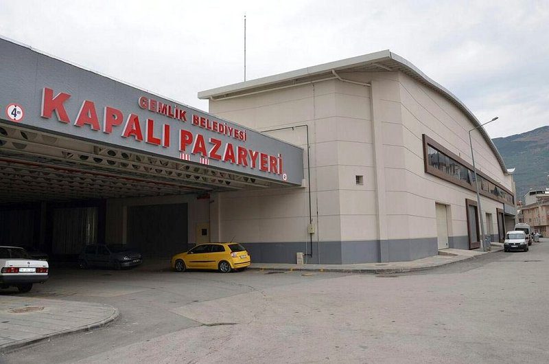 kapalı pazar yeri